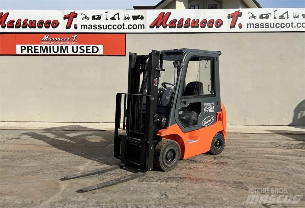 Toyota 7FDF18 Diesel trucks