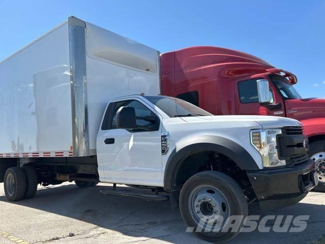 Ford F450 XL 4x2 Box body trucks