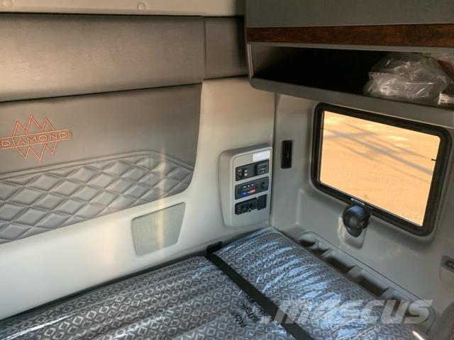 International HX Tractor Units