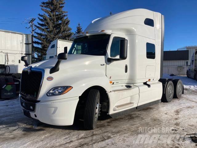 International LT Tractor Units