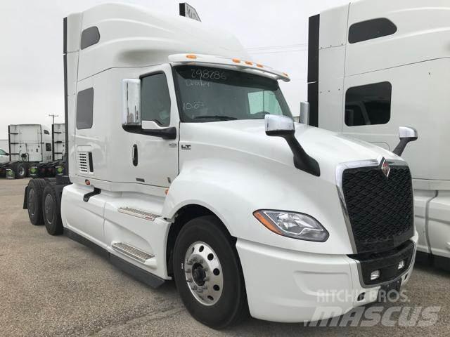 International LT Tractor Units