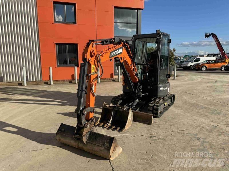 Doosan DX 27 Z Mini excavators < 7t (Mini diggers)