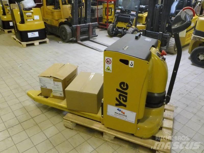 Yale MP20 PL Pedestrian stacker