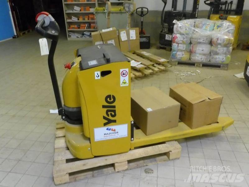 Yale MP20 PL Pedestrian stacker