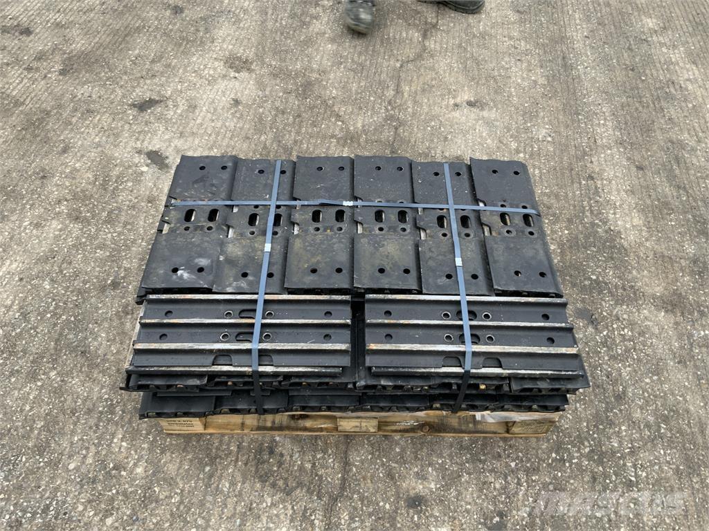  78x 450mm Steel Tracks Agriculture - Others