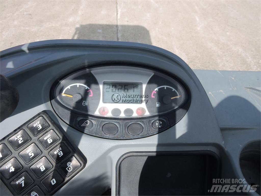 Bobcat E17 Construction - Others