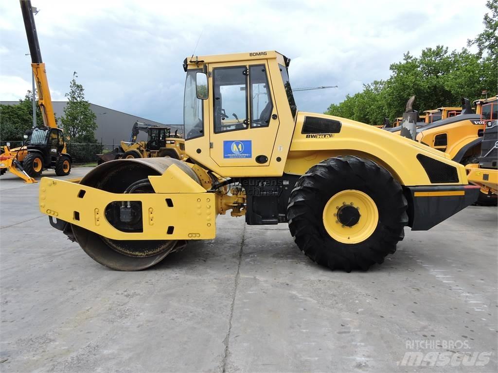 Bomag BW211D-4 GERMAN Other rollers