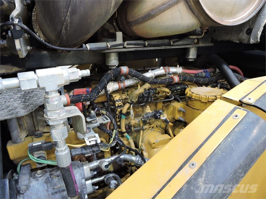 CAT 972M Wheel loaders