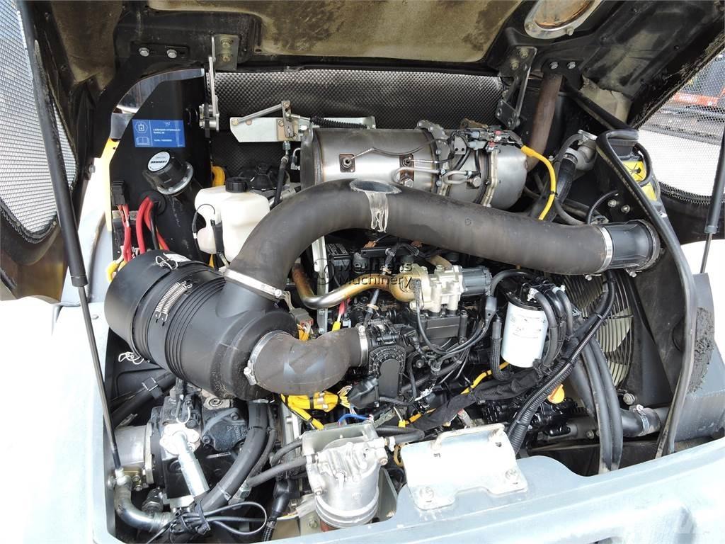 Liebherr 508 + FORK Wheel loaders
