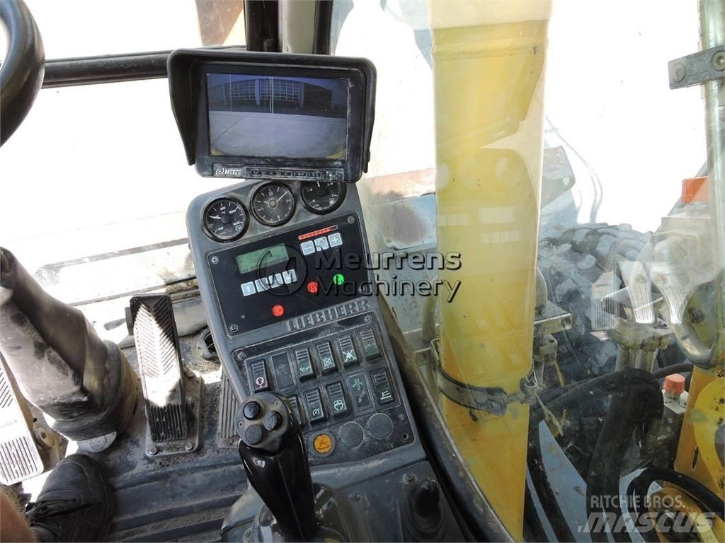 Liebherr A314 Wheeled excavators