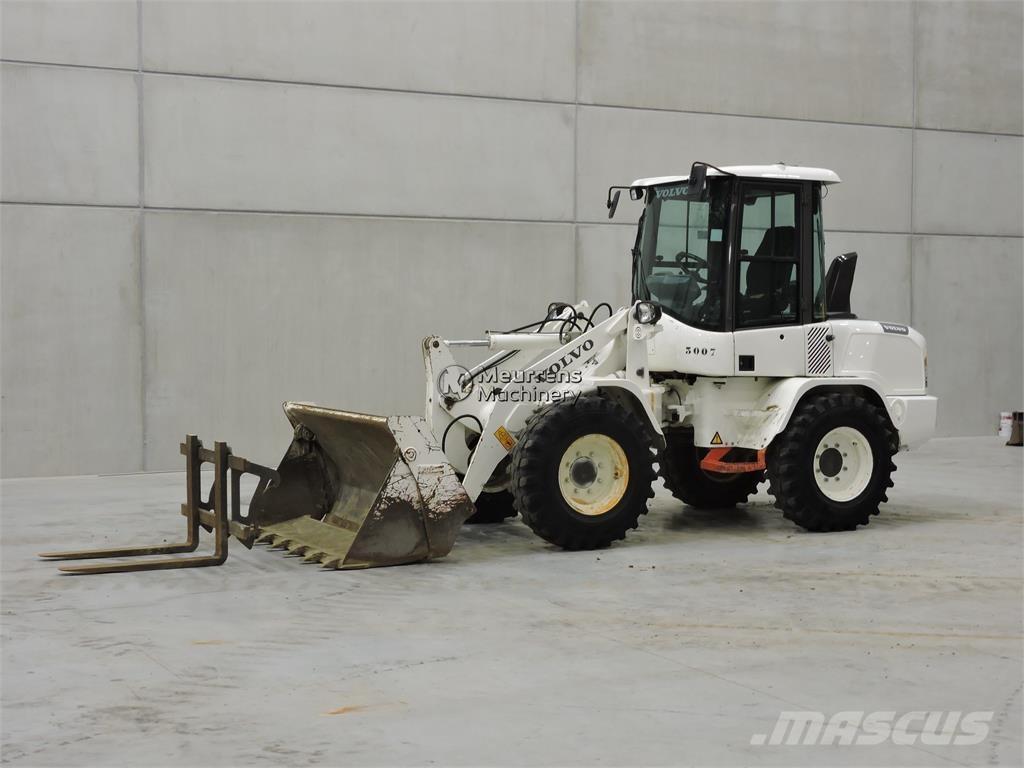 Volvo L30G + FORK Wheel loaders