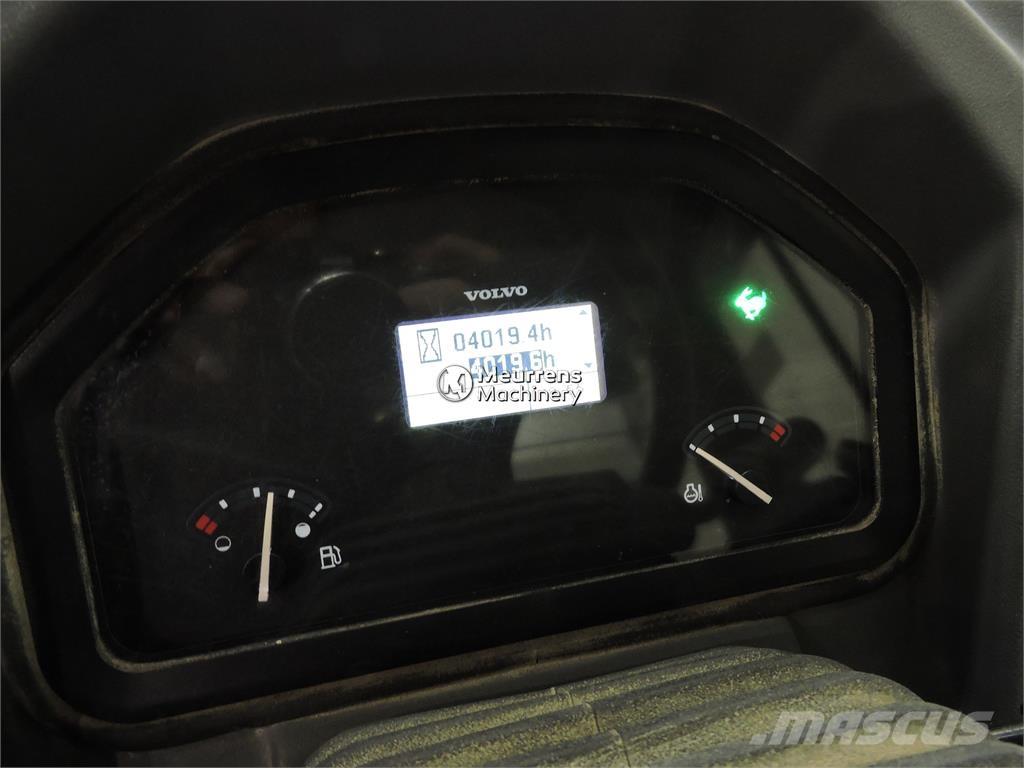 Volvo L30G + FORK Wheel loaders