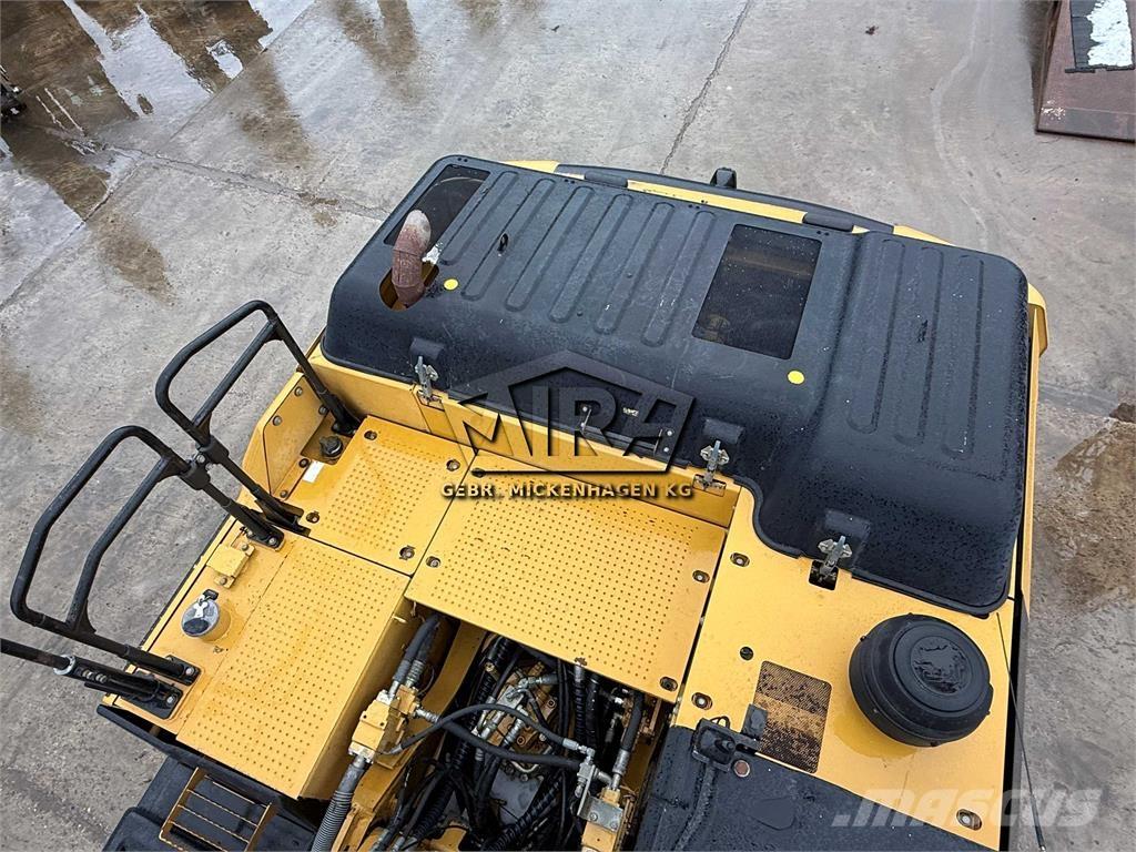 CAT 324 E LN Crawler excavators