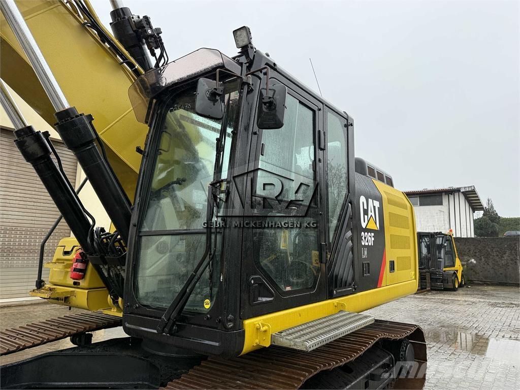 CAT 326 F LN Crawler excavators
