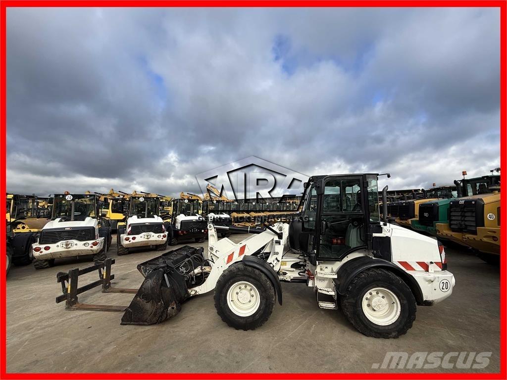 CAT 908M Wheel loaders
