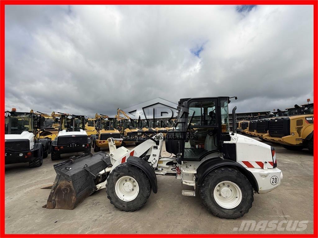 CAT 908M Wheel loaders
