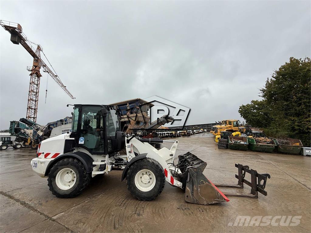CAT 908M Wheel loaders