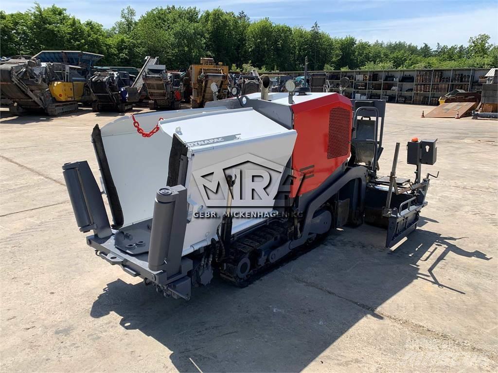 Dynapac F 1200 Asphalt pavers
