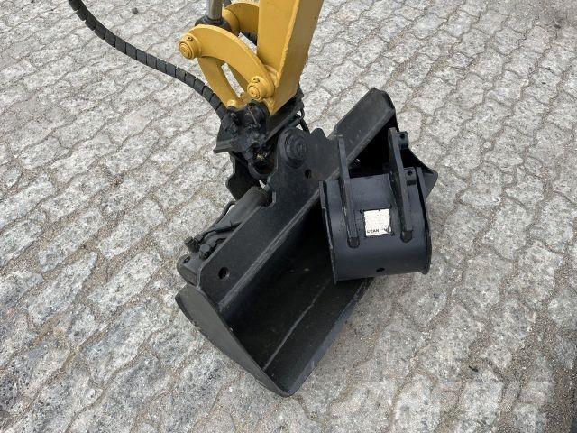 CAT 300.9D Construction - Others