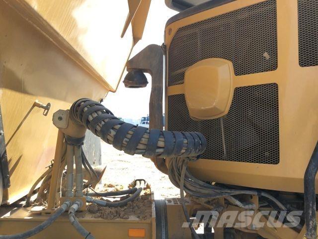 CAT 730 Construction - Others