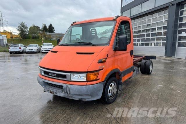 Iveco 35C12 4x2 Other