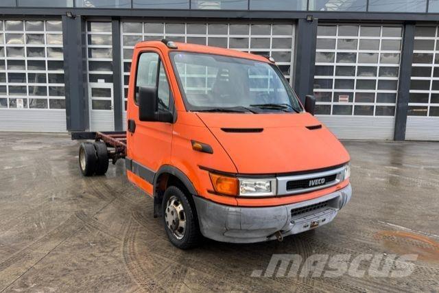 Iveco 35C12 4x2 Other