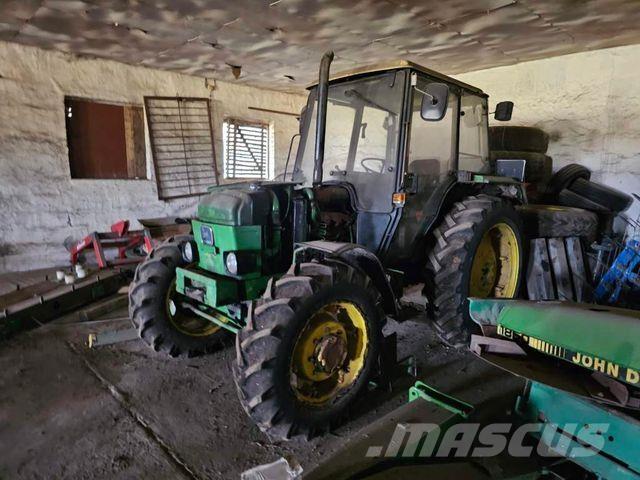 John Deere 1850 A Tractors