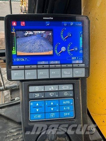 Komatsu PC210LC11 Crawler excavators