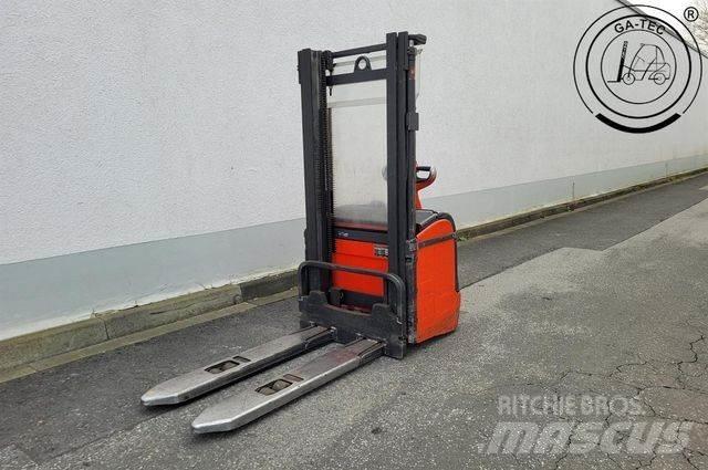 Linde L16 High lift order picker