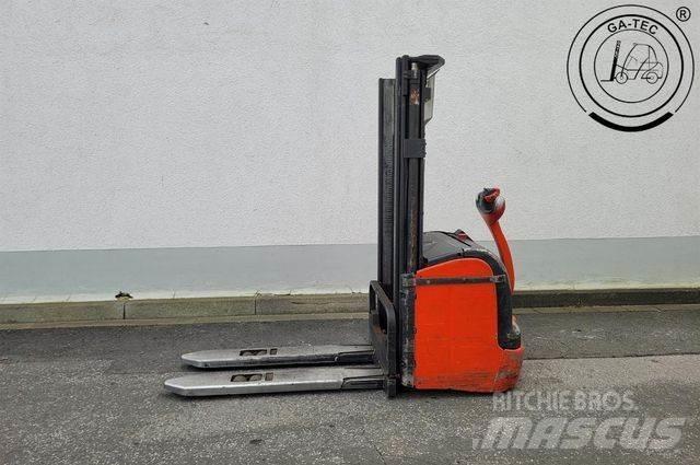 Linde L16 High lift order picker