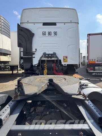 Renault T430 Tractor Units