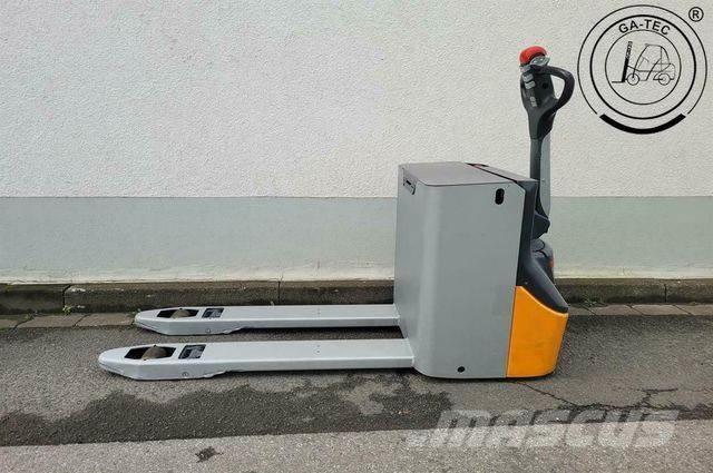 Still ECU 16 Low lift order picker