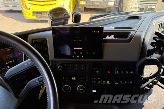 Volvo FM-460 4x2 Tractor Units