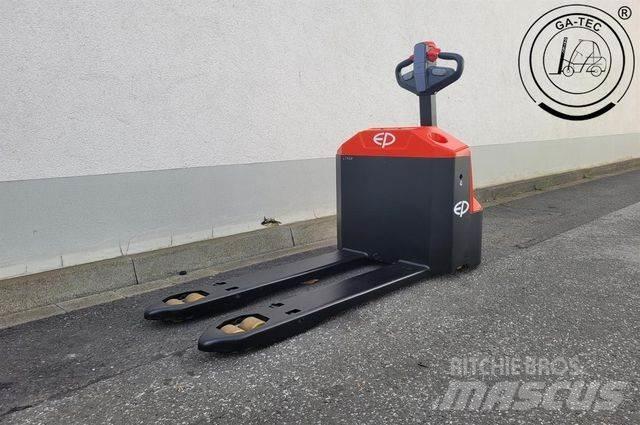  WPL202 Low lift order picker