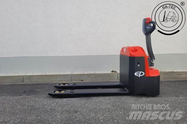  WPL202 Low lift order picker