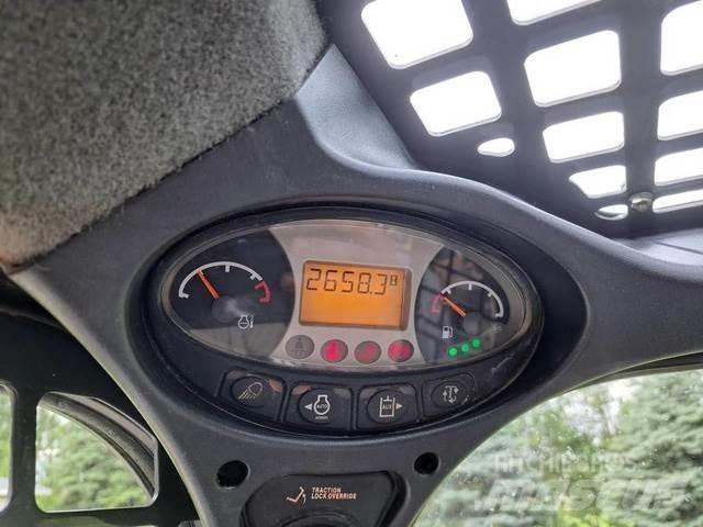 Bobcat T870 Construction - Others