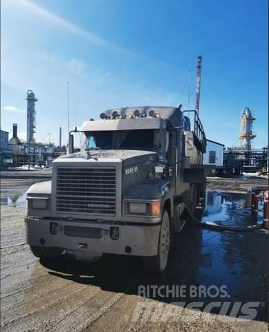 Mack CHU Tractor Units