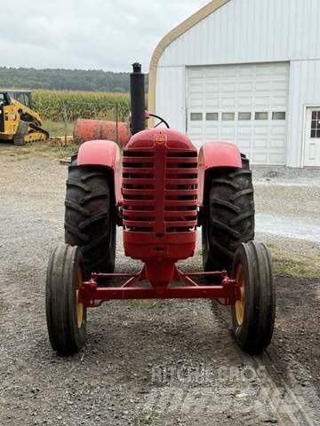  Massey Harris 444 Construction - Others