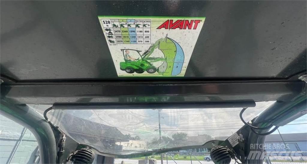 Avant 528 Wheel loaders