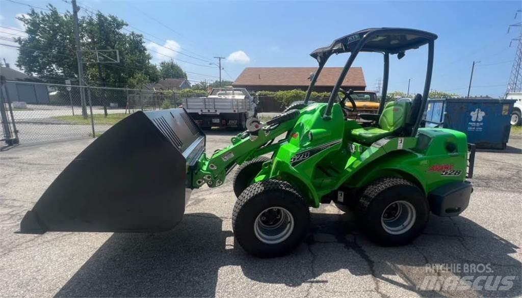 Avant 528 Wheel loaders