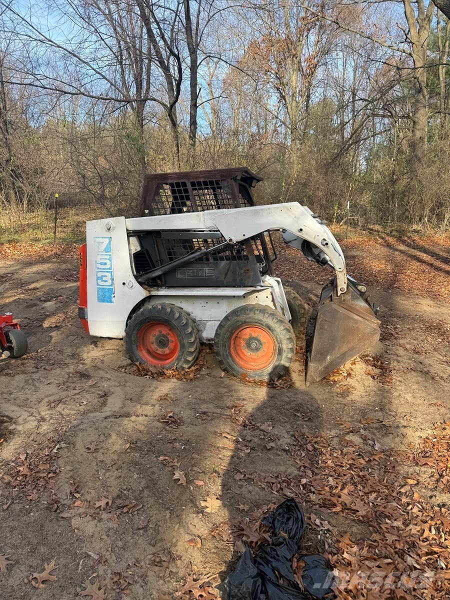 Bobcat 753 Skid steer loaders