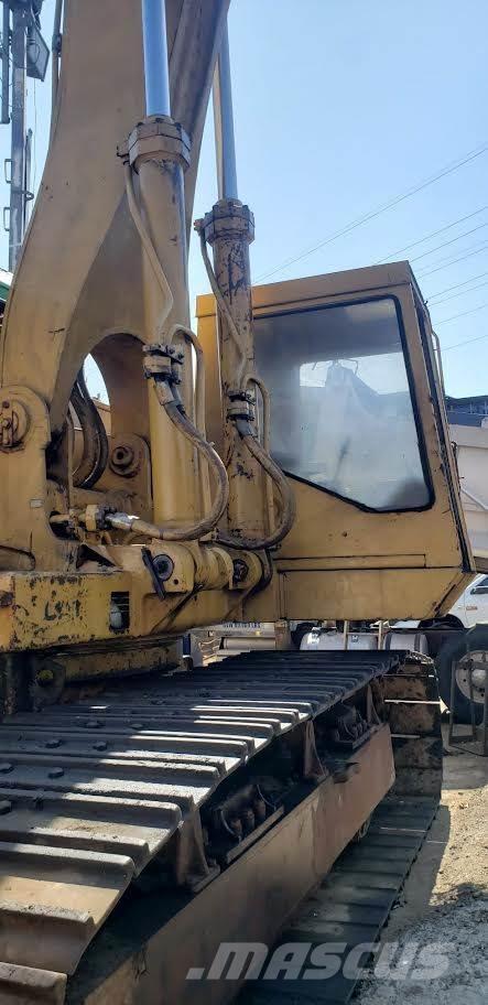 CAT 245 Crawler excavators