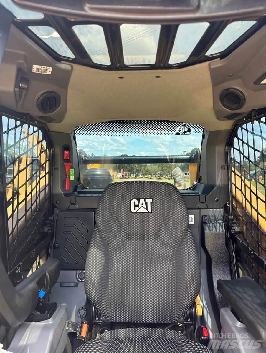 CAT 265 Skid steer loaders