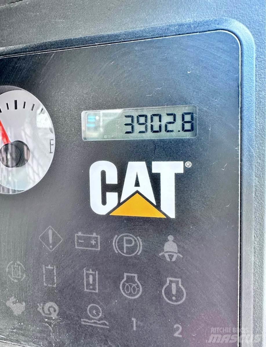 CAT 299D Skid steer loaders