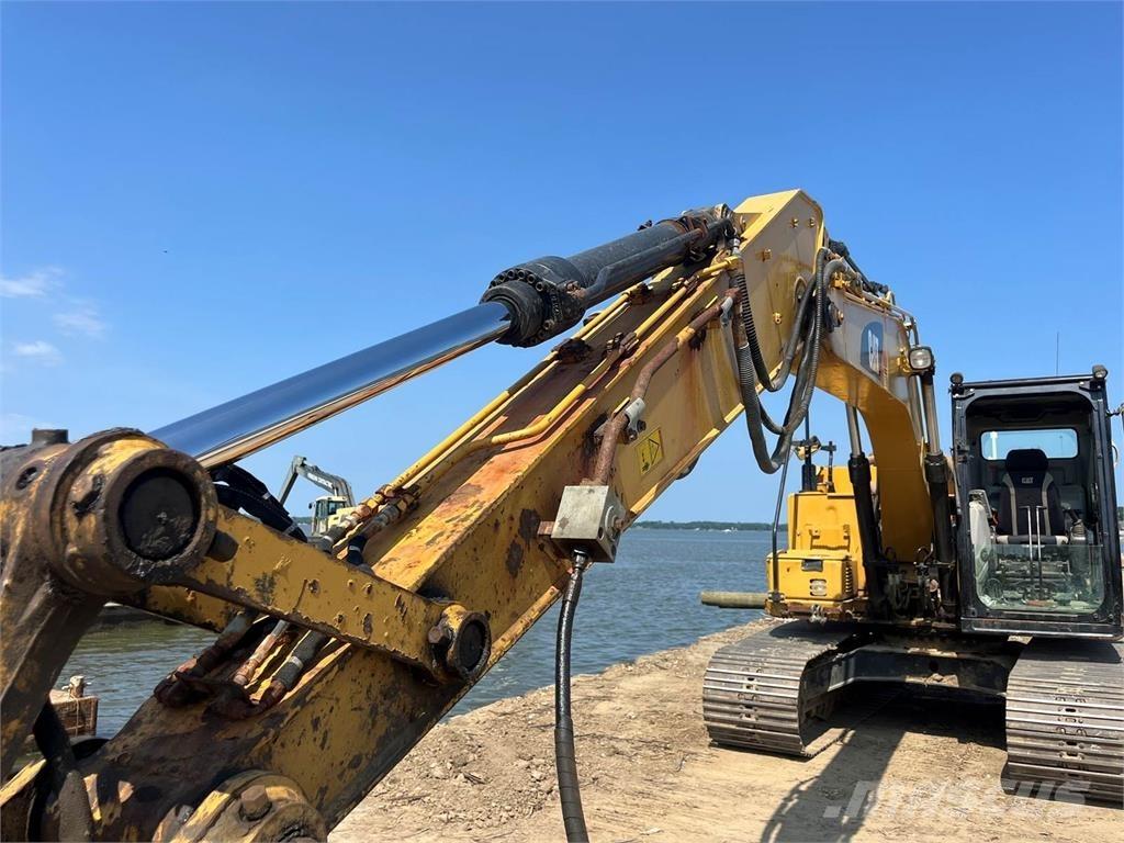 CAT 313FL Crawler excavators