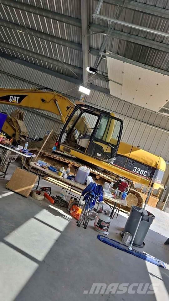 CAT 320CL Crawler excavators