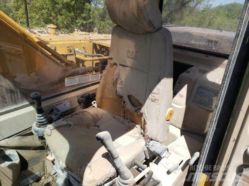 CAT 320L Crawler excavators