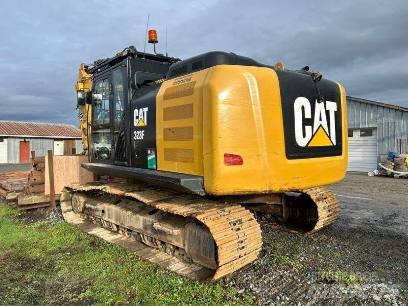 CAT 323FL Crawler excavators