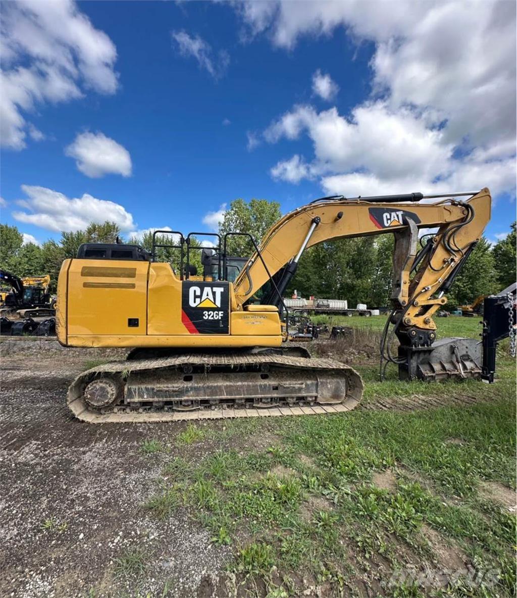 CAT 326FL Crawler excavators