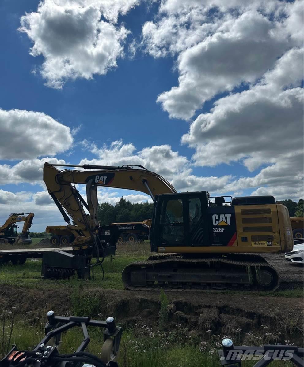 CAT 326FL Crawler excavators